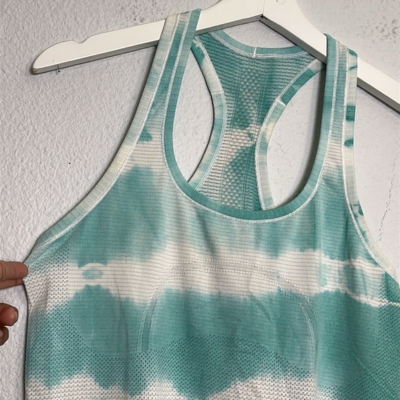 Lululemon Swiftly Tech Tank Tie Dye Size 8 Womens Workout Activewear Gym Running - Picture 3 of 10